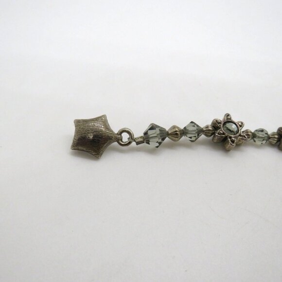 Floral Bracelet Silver Tone Gray Crystal Bead Star Accents Magnetic Closure - Picture 6 of 14